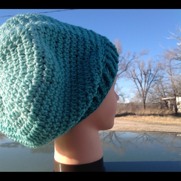 Crochet slouchy ombre color. NWOT - Picture 4 of 4